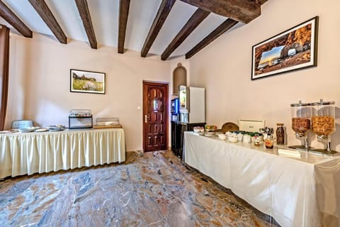 Logis Hotel De La Corniche Hotel in Brest