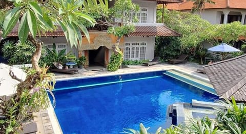 Taman Ayu Cottage Hotel in North Kuta