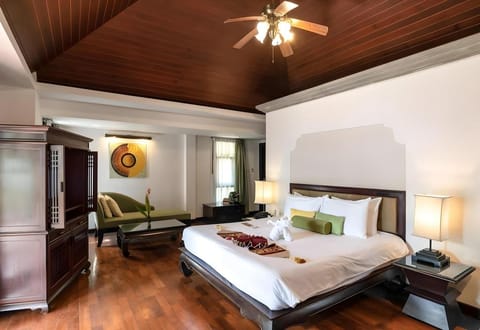 Seaview Resort Khao Lak - SHA Plus Resort in Khuekkhak