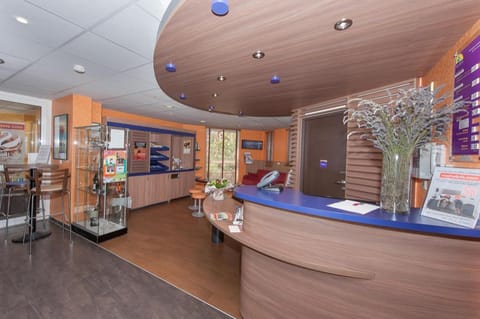 Suite Home Apt Luberon Hotel in Apt