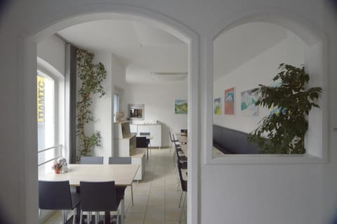 Pension Elisabeth - Rooms & Apartments Bed and Breakfast in Salzburg