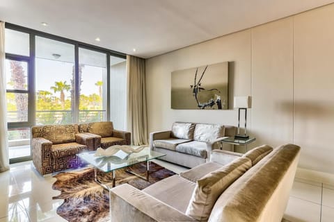 Lawhill Luxury Apartments - V & A Waterfront Apartment in Cape Town