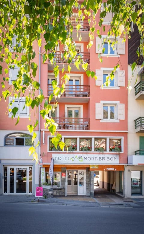 Hôtel Mont-Brison Hotel in Briançon