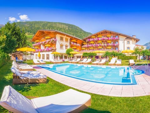 Alpenhotel Tirolerhof Hotel in Neustift im Stubaital