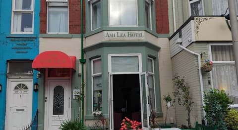 Ash Lea Hotel Bed and Breakfast in Blackpool