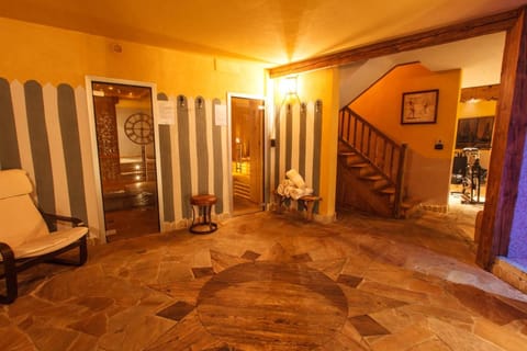 Au Coeur Des Neiges & SPA Resort in Courmayeur