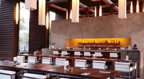 Costa Lanta Hotel Adult Only Resort in Sala Dan