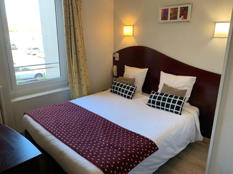 Hotel les Commercants Hotel in Clermont-Ferrand