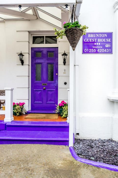 Brunton House Guest House Bed and Breakfast in Clacton-on-Sea