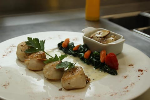 L'EPI HOTEL Hotel in Île-de-France