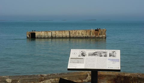 Hotel De Normandie Hotel in Normandy