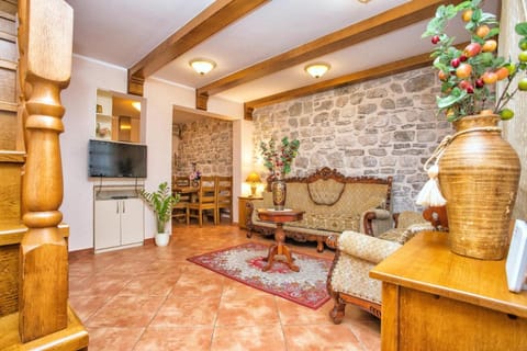 Hotel Admiral Hotel in Kotor Municipality