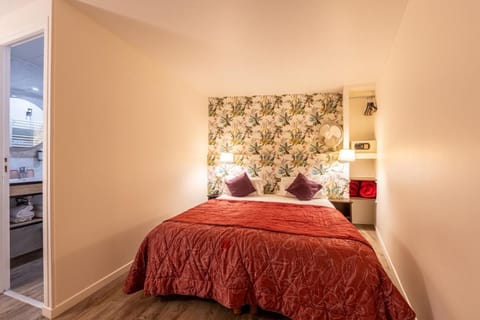 Hotel Relais Bergson Hotel in Paris