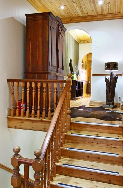 Wilton Manor Guest House Bed and Breakfast in Cape Town