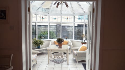 Hazelbrook Hotel in Waterford City