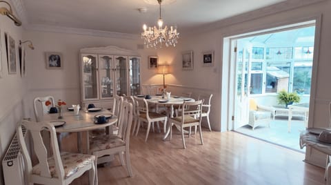 Hazelbrook Hotel in Waterford City