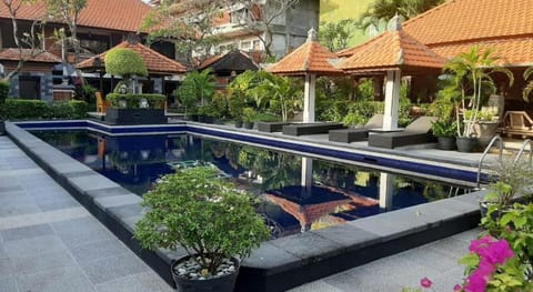 Dewa Bharata Bungalows Legian Hotel in Kuta