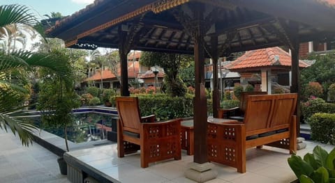 Dewa Bharata Bungalows Legian Hotel in Kuta