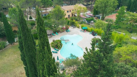 La Villa Vicha, The Originals Relais (Relais du Silence) Hotel in Aubais