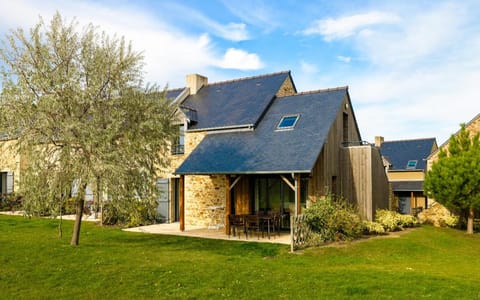 Lagrange Vacances Les Hauts de la Houle Apartment hotel in Cancale