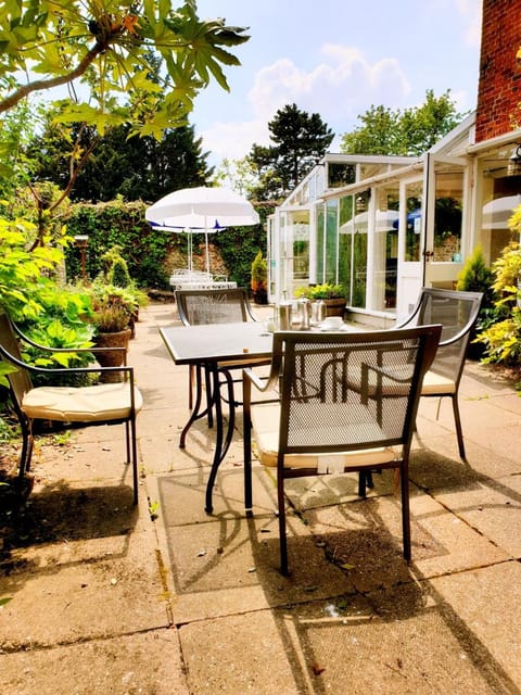 The Crown House Inn Bed and Breakfast in Uttlesford