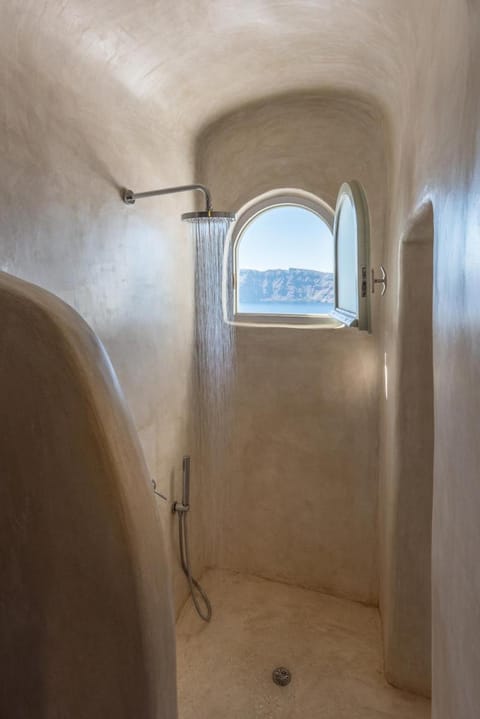 Fanari Villas Hotel in Oia