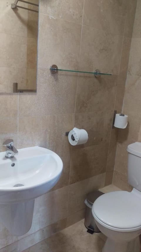 Cambridge House Bed and Breakfast in Edinburgh