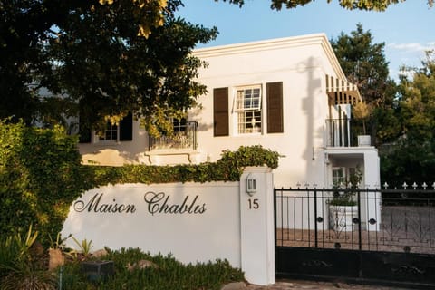 Maison Chablis Guest House Bed and Breakfast in Franschhoek