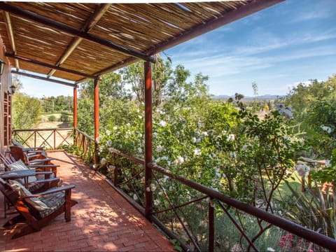 Gumtree Guest House Bed and Breakfast in Western Cape