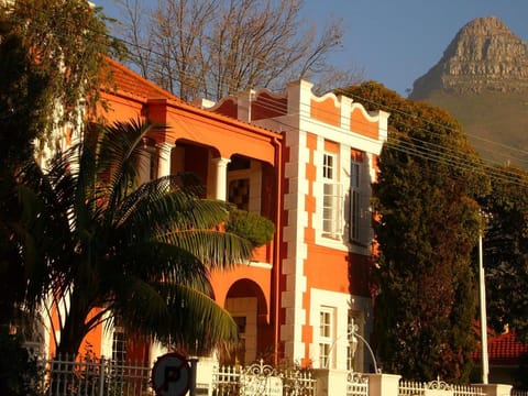 The Villa Rosa Guesthouse Hotel in Sea Point