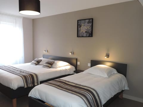 Le Cadoudal Hotel in Auray