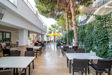 Ponz Hotel Hotel in Kusadasi