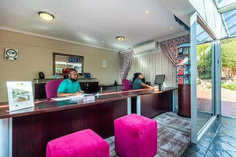 Signal Hill Lodge Hotel in Cape Town