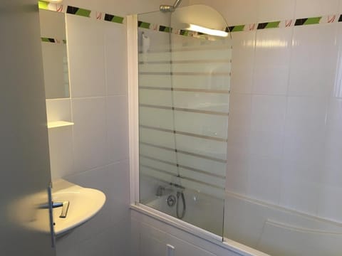 The Originals City, Hotel du Chateau, Pontivy (Inter-Hotel) Hotel in Brittany