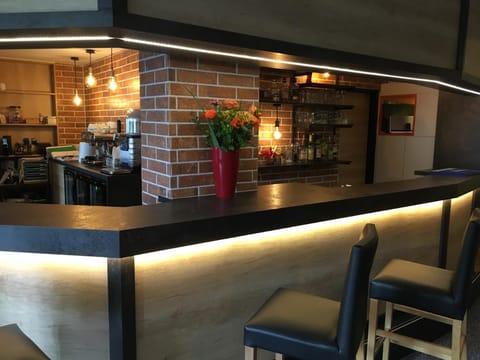 The Originals City, Hotel du Chateau, Pontivy (Inter-Hotel) Hotel in Brittany