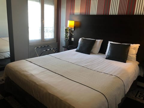 Hotel Le Charleston Hotel in Le Mans