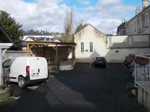 Belle Epoque Hotel in Centre-Val de Loire