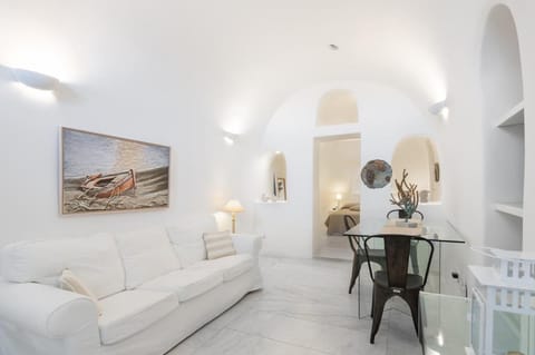 Armeni Luxury Villas Apartment hotel in Oia