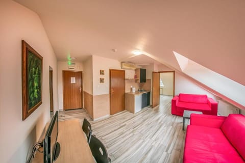 Veliki Garni Hotel Hotel in Novi Sad