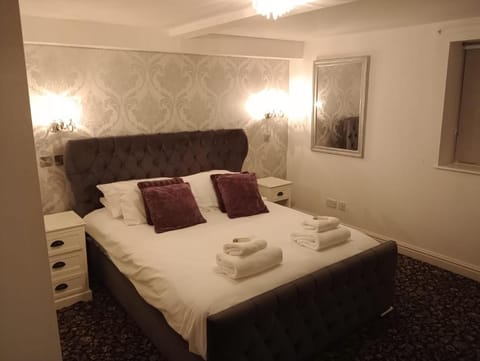 Whiston Hall Hotel in Staffordshire Moorlands District