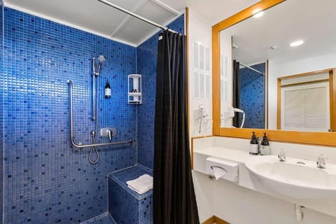 Quality Hotel Lincoln Green Hotel in Auckland