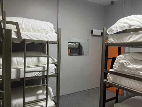 Heroesbunkz Hotel in Newcastle upon Tyne