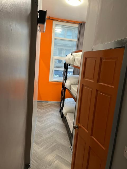 Heroesbunkz Hotel in Newcastle upon Tyne