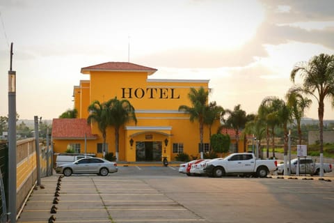 Zar Queretaro Hotel in Santiago de Queretaro