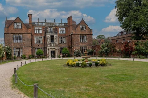 Castle Bromwich Hall Hotel, BW Signature Collection by Best Western Hotel in Metropolitan Borough of Solihull