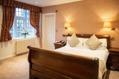 Castle Bromwich Hall Hotel, BW Signature Collection by Best Western Hotel in Metropolitan Borough of Solihull