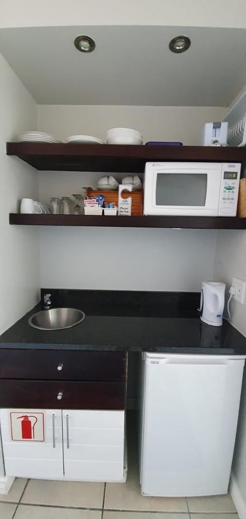 Brenton On The Rocks Bed and Breakfast in Knysna