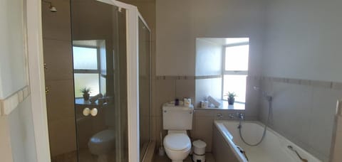 Brenton On The Rocks Bed and Breakfast in Knysna