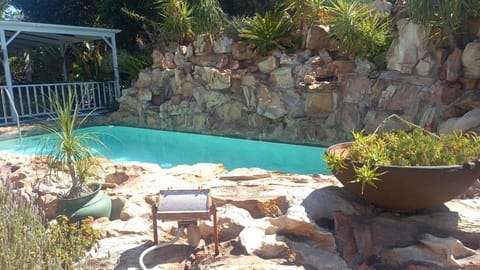 Beit Shalom before known as Best Little Guesthouse Bed and Breakfast in Western Cape