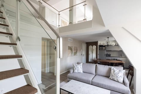 EMA House Serviced Apartments Superior Unterstrass Apartment in Zurich City